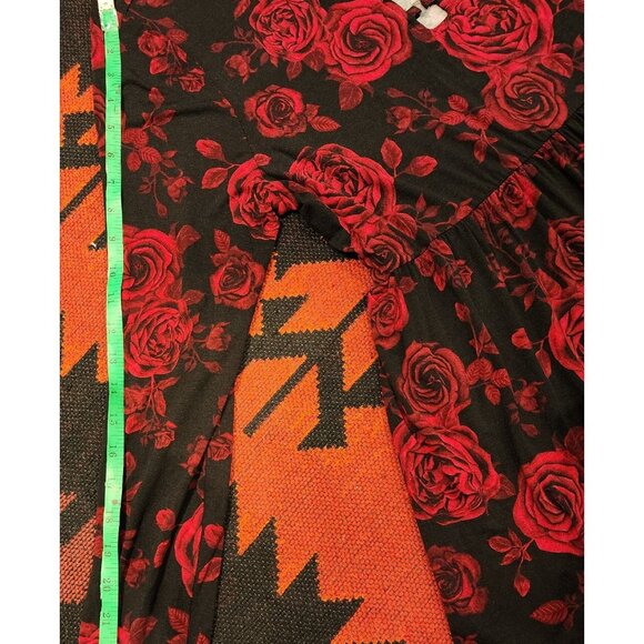Torrid Super Soft Black & Red Rose Print Long Sleeve Tunic Top Size 1 - Picture 6 of 13